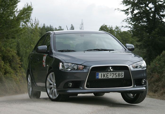 Όποιος θέλει ένα καινούργιο Mitsubishi, μπορεί να το αγοράσει χωρίς προκαταβολή, με επιτόκιο 8,5% και να το πληρώσει σε 100 δόσεις.